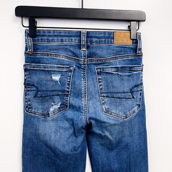 American Eagle | Hi-Rise Jegging Jeans Distressed Blue | 00 Short - Picture 3 of 10